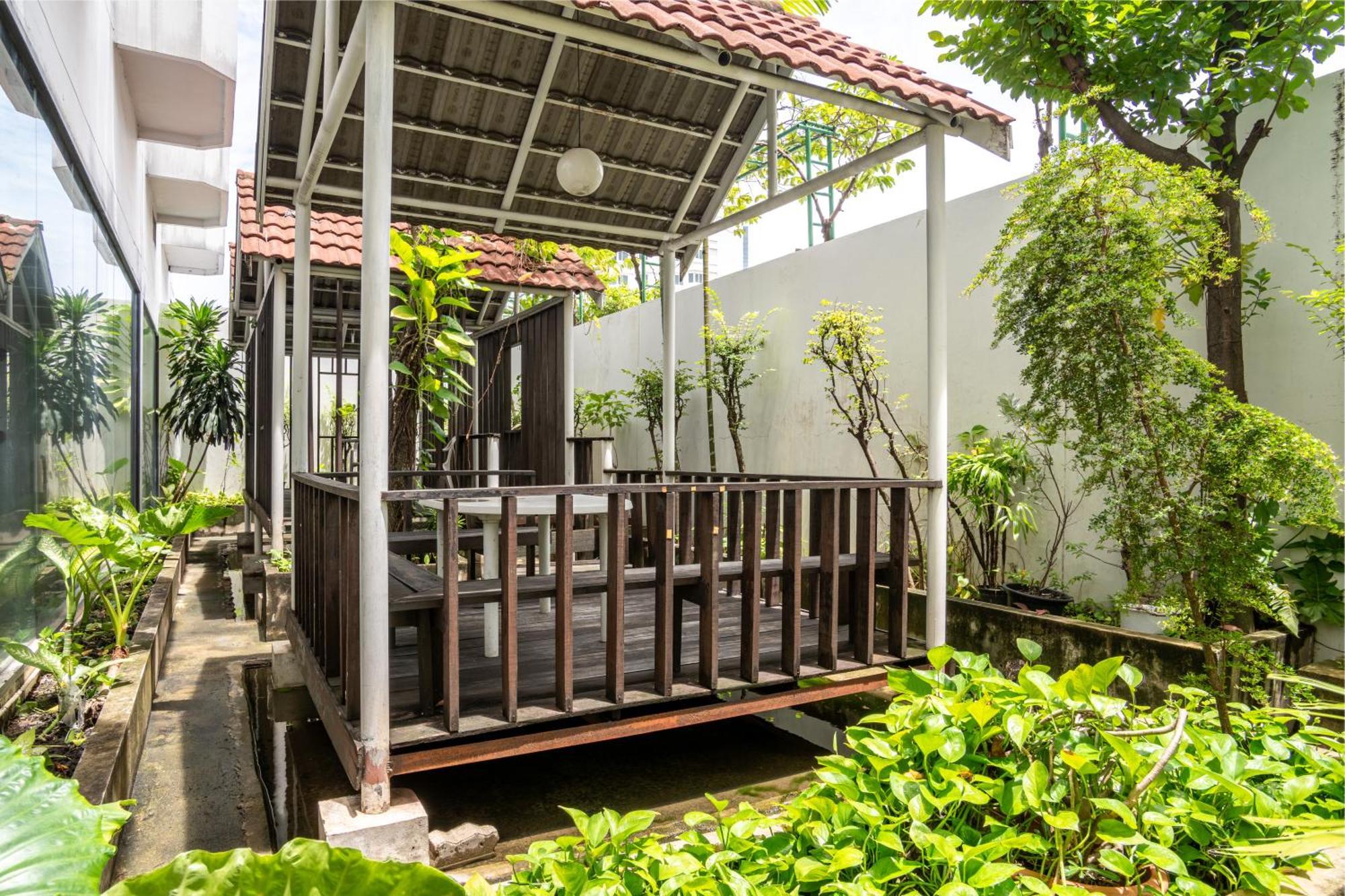 Apartment Peony Rustic Sukhumvit, Nana Bts