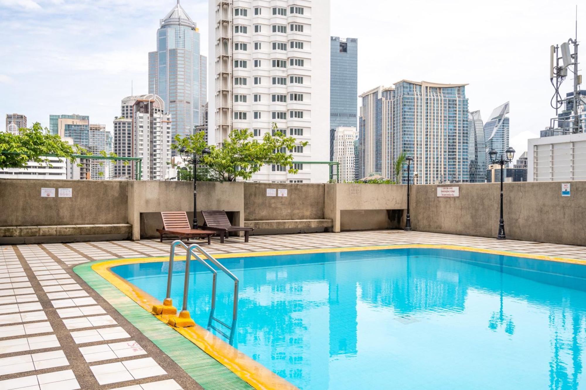 Apartment Peony Rustic Sukhumvit, Nana Bts *
